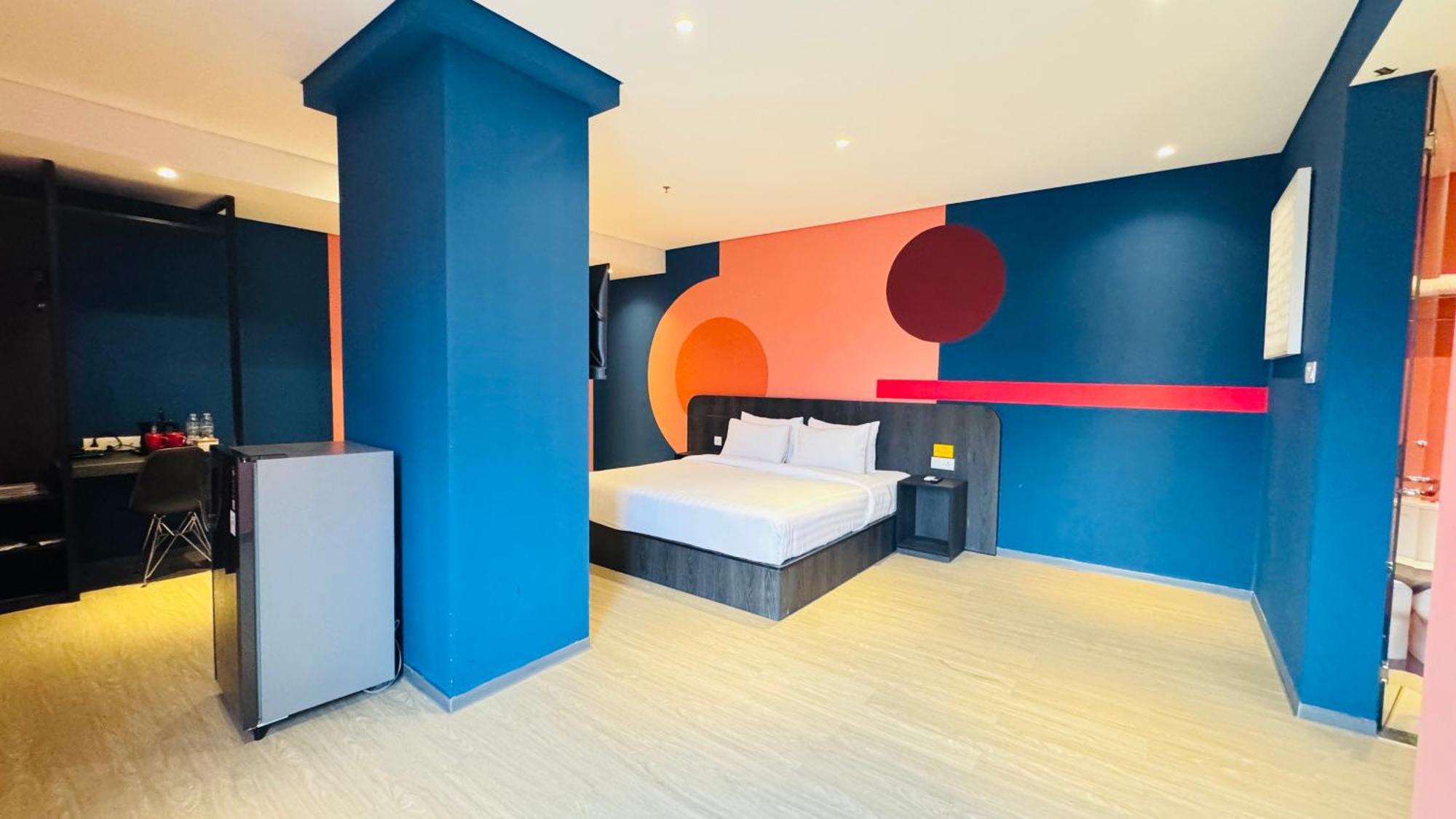 Yellow Bee Resort Cililitan Jakarta Extérieur photo